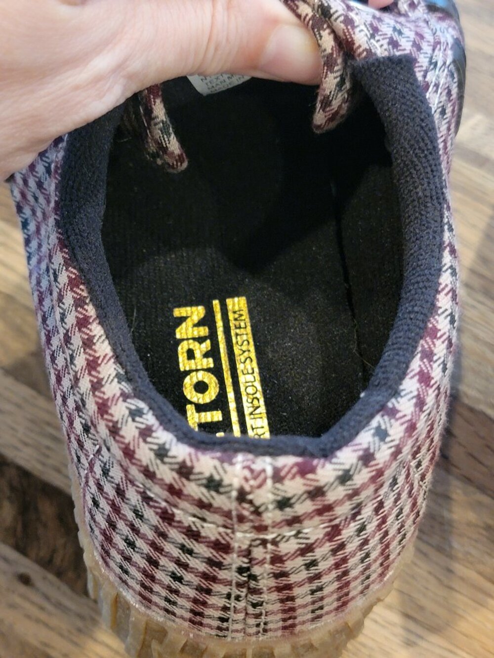 Tretorn NYLITE PLUS BOLD Burgundy Plaid Platform Sneakers Women - Picture 12 of 14